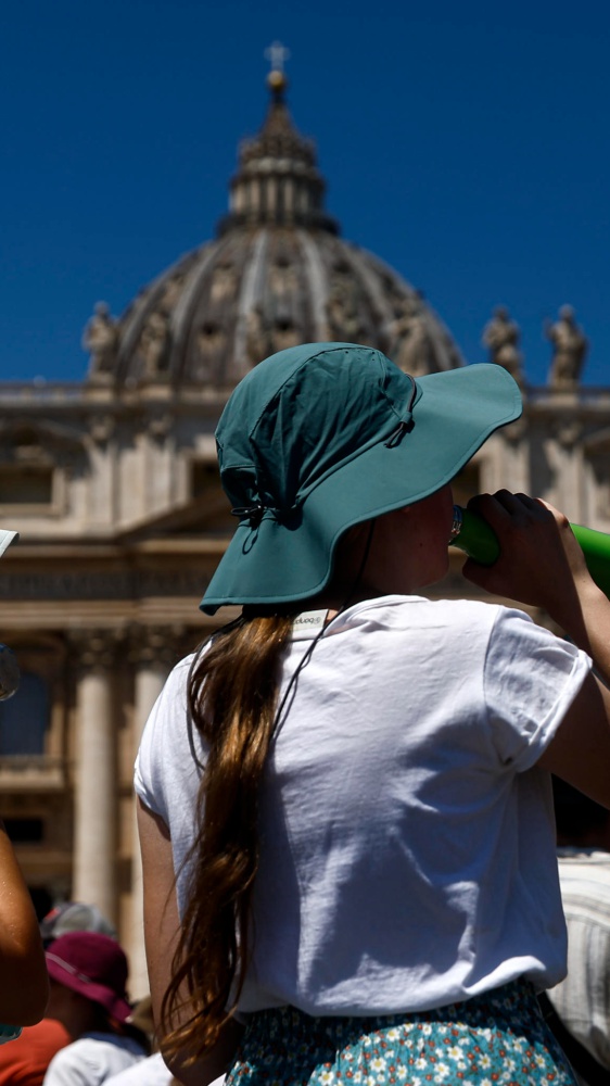 Nuova ondata di caldo: l'Italia torna a "boccheggiare" di nuovo. Ecco quando