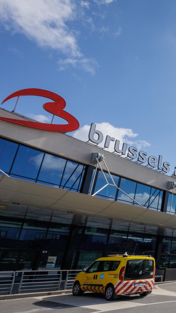 Tre aeroporti europei in tilt per un cyberattacco, ritardi e cancellazioni a Bruxelles, Londra e Berlino