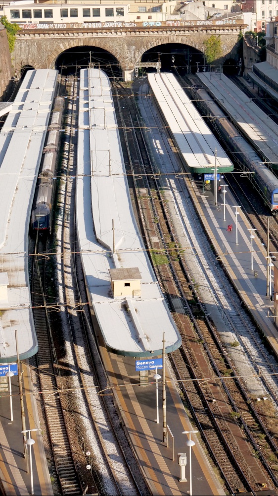 Treni, viaggi a rischio per lo sciopero. Disagi in diverse stazioni ma ci sono tratte garantite