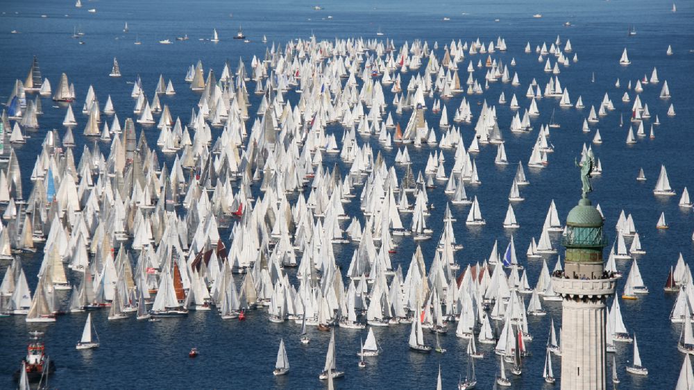 Trieste, Barcolana con più di duemila imbarcazioni, vince 'Way of life'