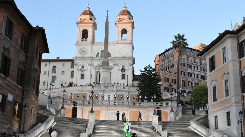 "Trinità dei monti è della Francia", polemica sull'asse Parigi-Roma