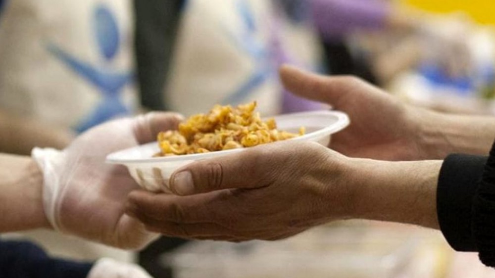 Troppi italiani fanno la fame, in 4 milioni senza cibo durante le Feste