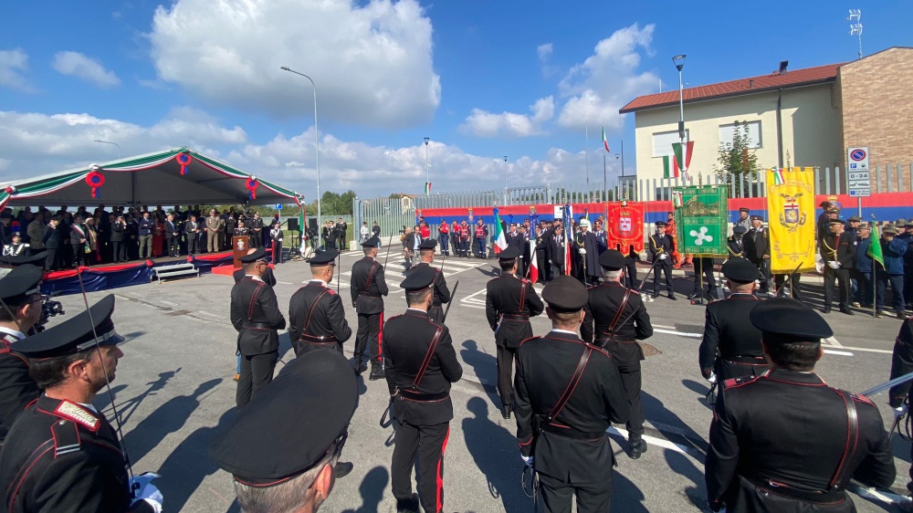 Truffe agli anziani, fenomeno dilagante, prosegue la campagna informativa dell'Arma dei Carabinieri