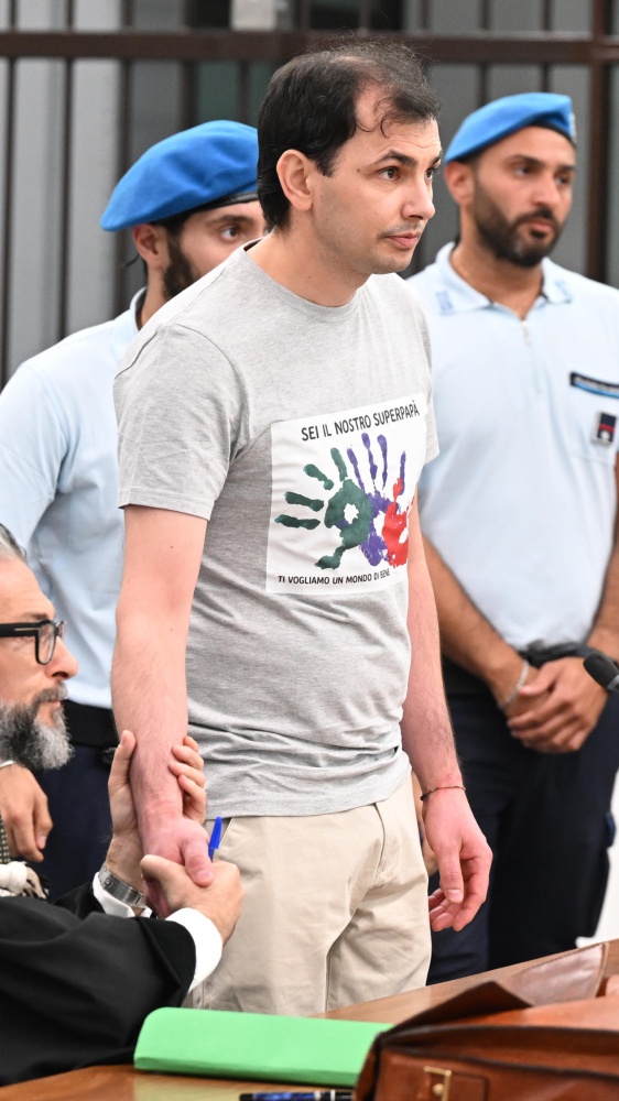 Uccise due donne, la Corte d'Assise di Firenze  ha condannato all’ergastolo Vasile Frumuzache