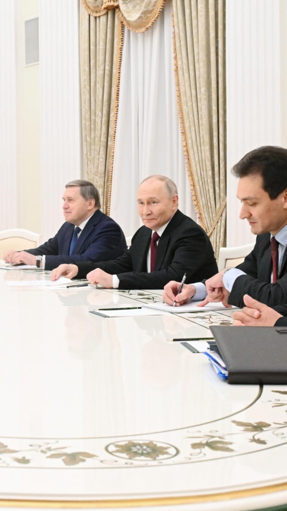 Ucraina: Colloqui a Mosca tra Putin e gli inviati del presidente Usa Trump, nessun compromesso sui territori