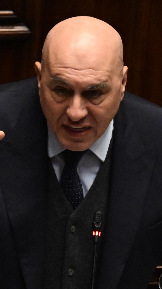 Ucraina, il ministro della Difesa Crosetto: “Difendere Kiev non è bellicismo. Senza armi, più vittime civili”