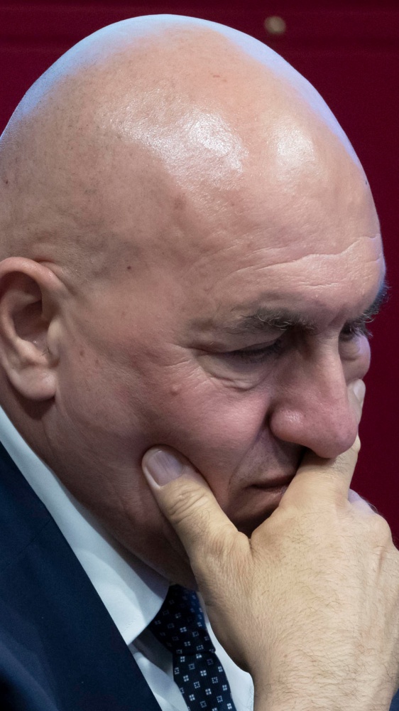 Ucraina, Mosca: "La Nato è già in guerra contro di noi". Crosetto: “Italia impreparata ai conflitti"