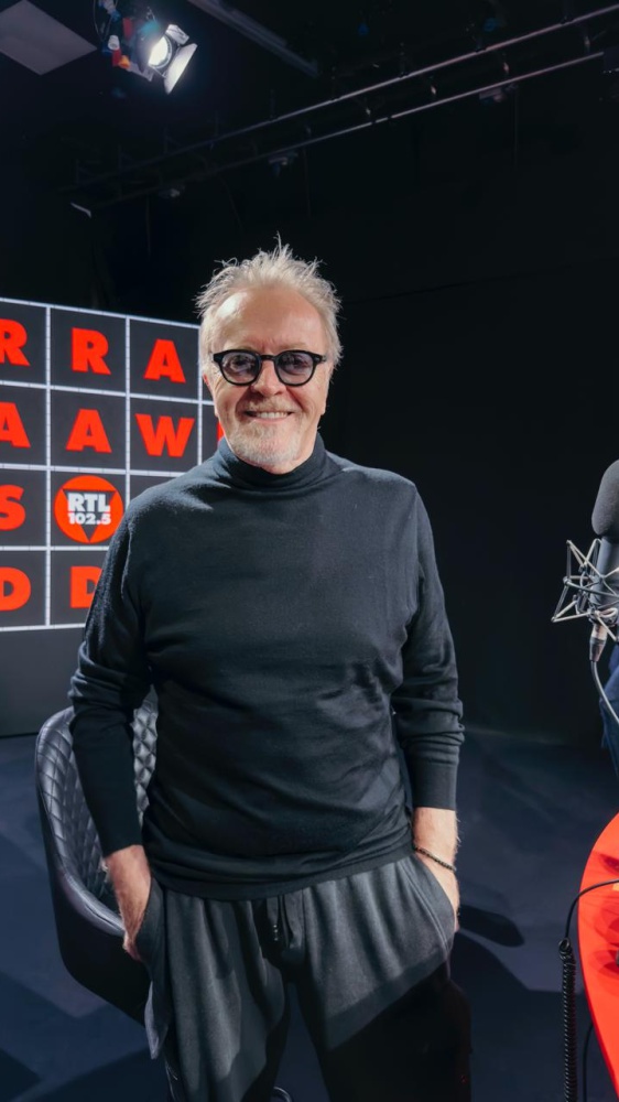 Umberto Tozzi a RTL 102.5: “Con l’ultimo tour volevo dire grazie a tutti coloro che hanno seguito la mia carriera e ci sono riuscito. Nel disco live tanti featuring e cinque inediti”
