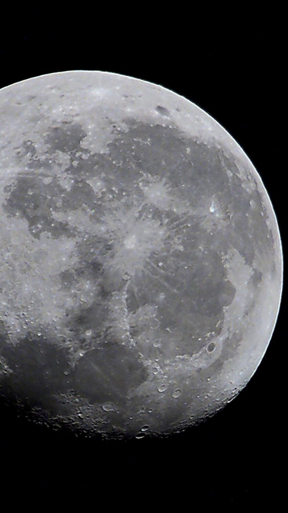 Un anno sulla Luna e su Marte. La Nasa simula la missione e cerca volontari