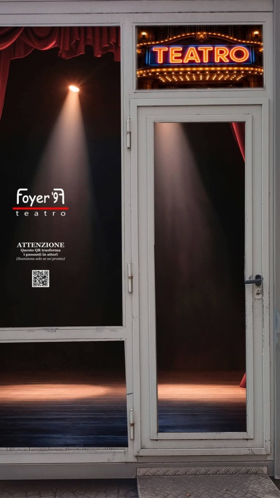 Una vecchia edicola diventa un teatro: sei posti disponibili e spettacoli ogni 15 minuti. Ecco dove...