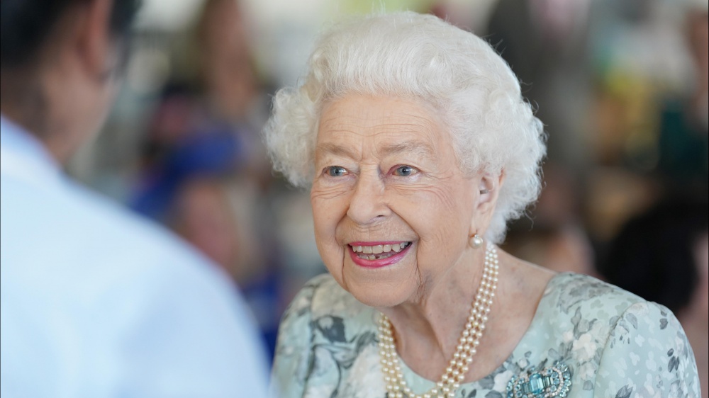 Una vita straordinaria e semplice: la Regina Elisabetta, tra curiosità e abitudini che l'hanno resa un'icona immortale