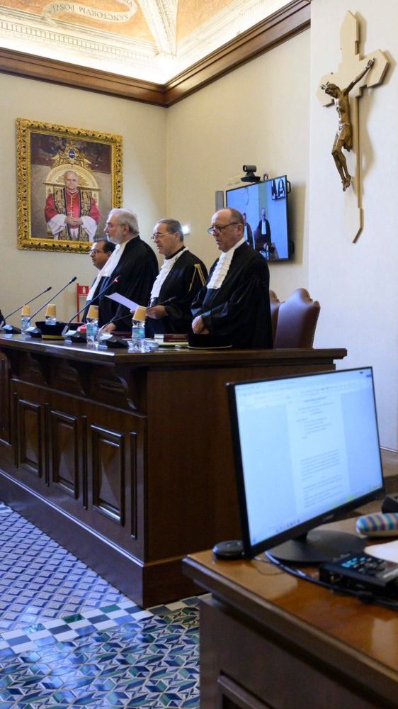 Vaticano: il processo per la gestione dei fondi azzerato, va rifatto per errori procedurali