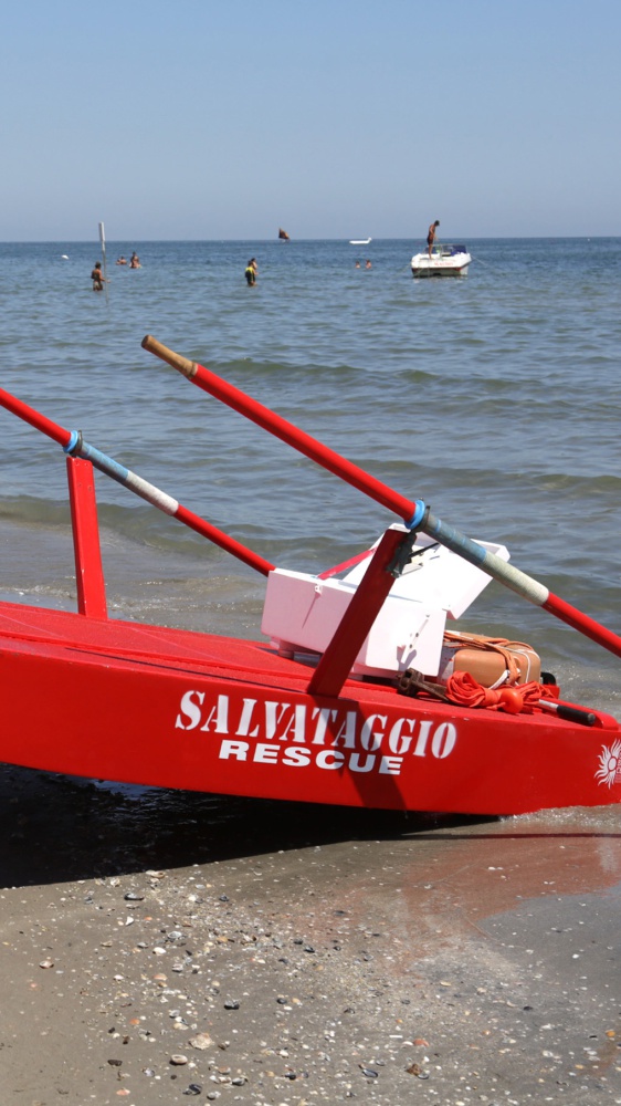 Venezia, bagnino salva una turista ma poi viene multato: dovrà pagare 1000 euro