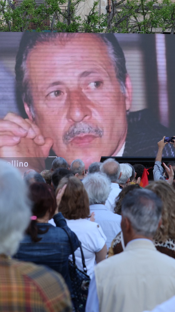 Via D’Amelio, 33 anni dopo l’Italia non dimentica: Paolo Borsellino e i 5 agenti della scorta eroi che vivono nel ricordo