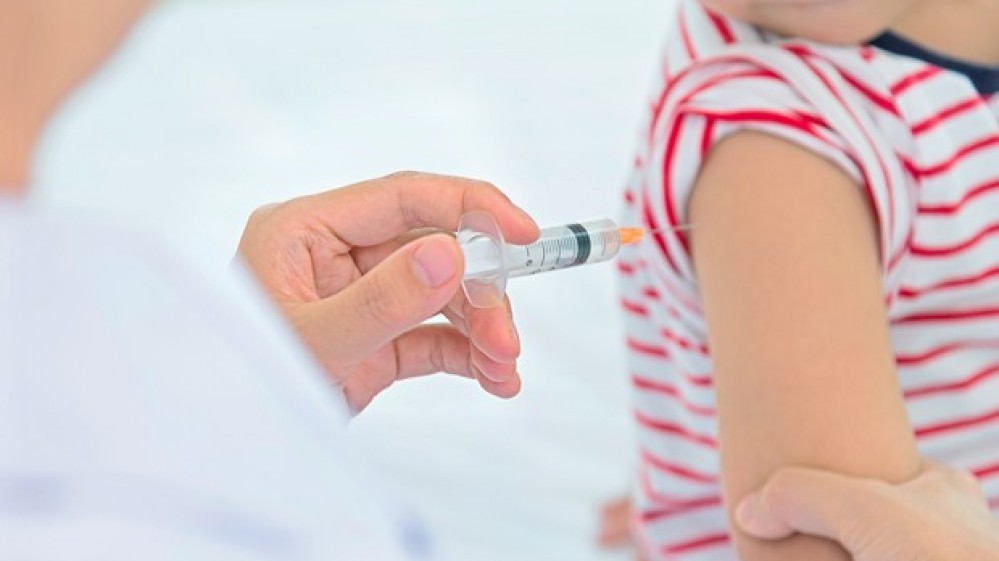 Via libera dell'Ema al vaccino Pfizer per i bambini di età compresa tra i 5 e gli 11 anni