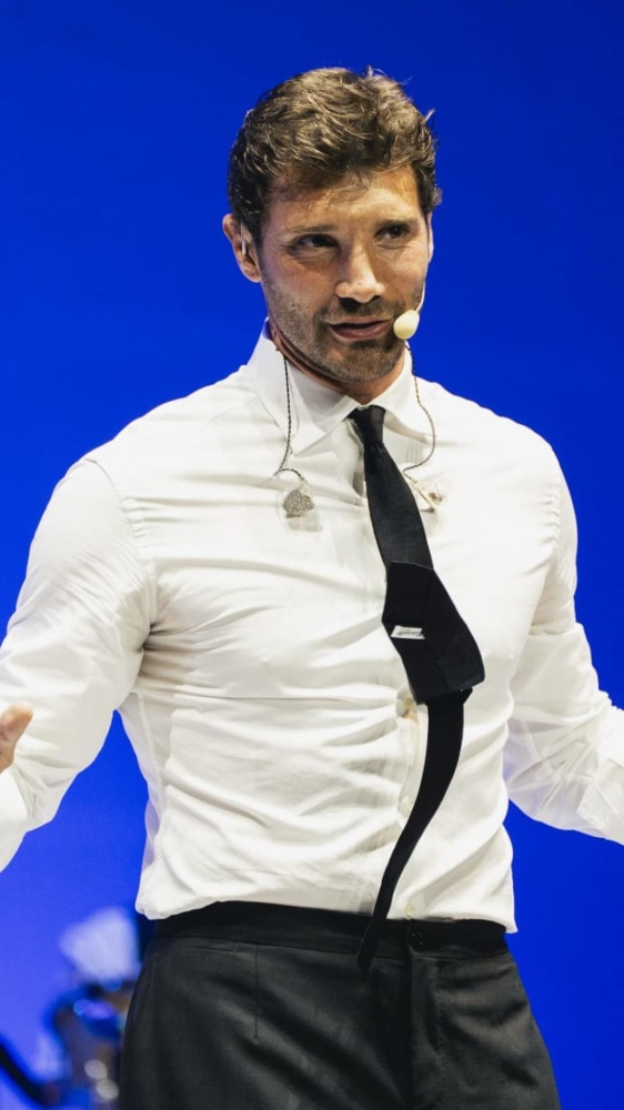 Video intimi rubati a Stefano De Martino, la procura di Roma apre una inchiesta
