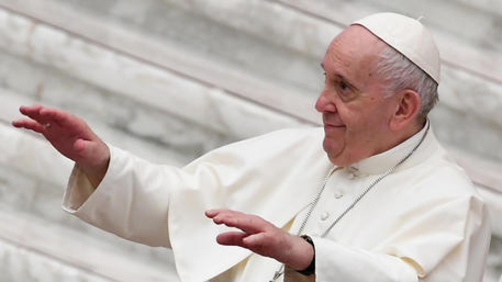Matrimonio, in vista del Natale Papa Francesco lancia un messaggio alle coppie litigiose