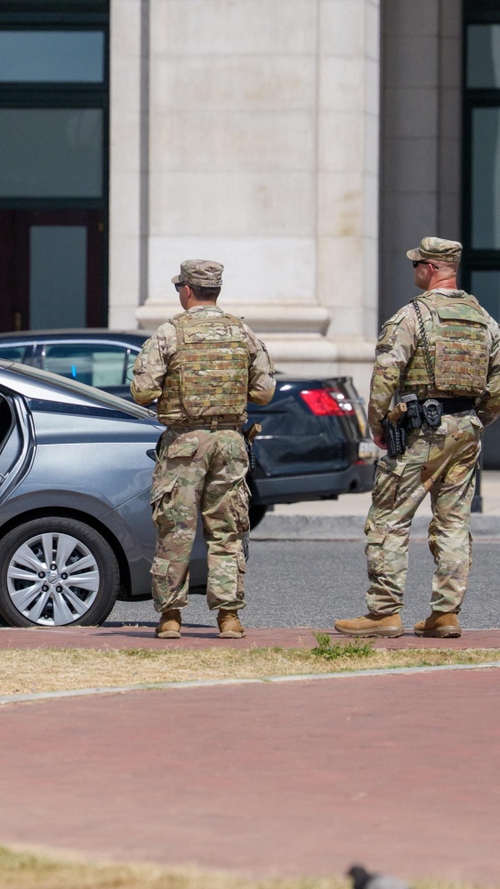 Washington, sparatoria a due passi dalla Casa Bianca. In condizioni critiche i due agenti della Guardia Nazionale colpiti