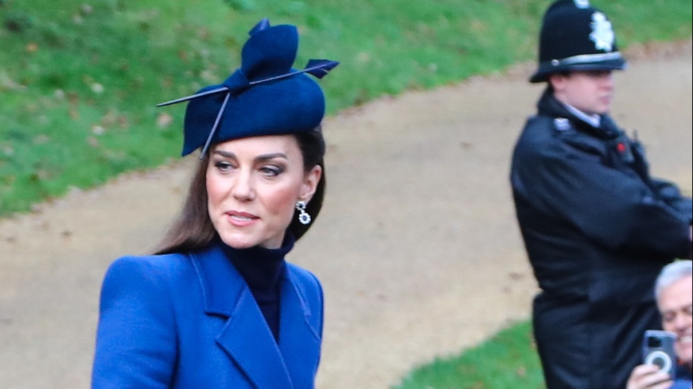Windsor: ricompare in pubblico Kate, la principessa del Galles,  "rilassata e felice", fa spese con il marito
