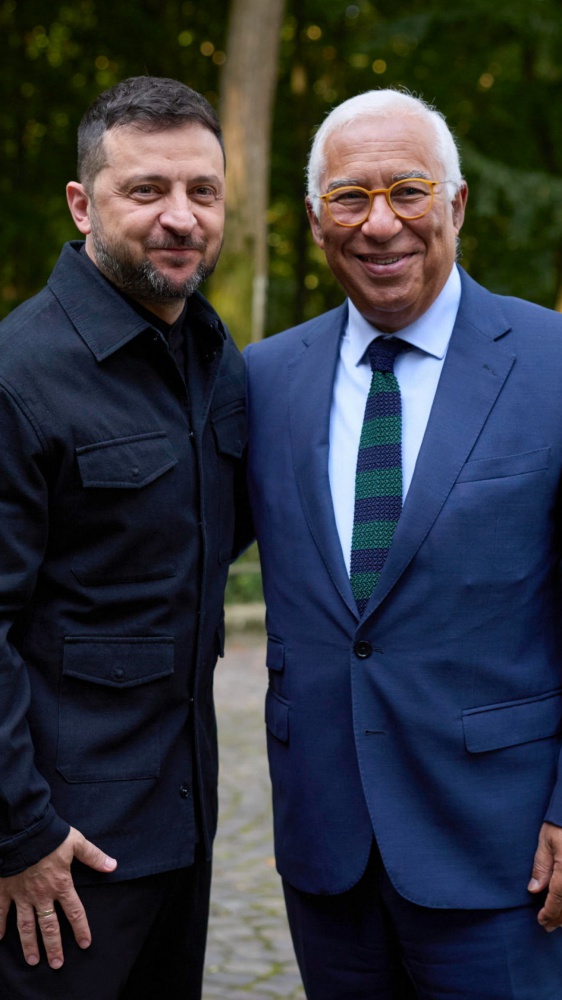 Zelensky: "migliaia di soldati in Ucraina per garantirne la sicurezza. Fondamentale l'ingresso nella UE"