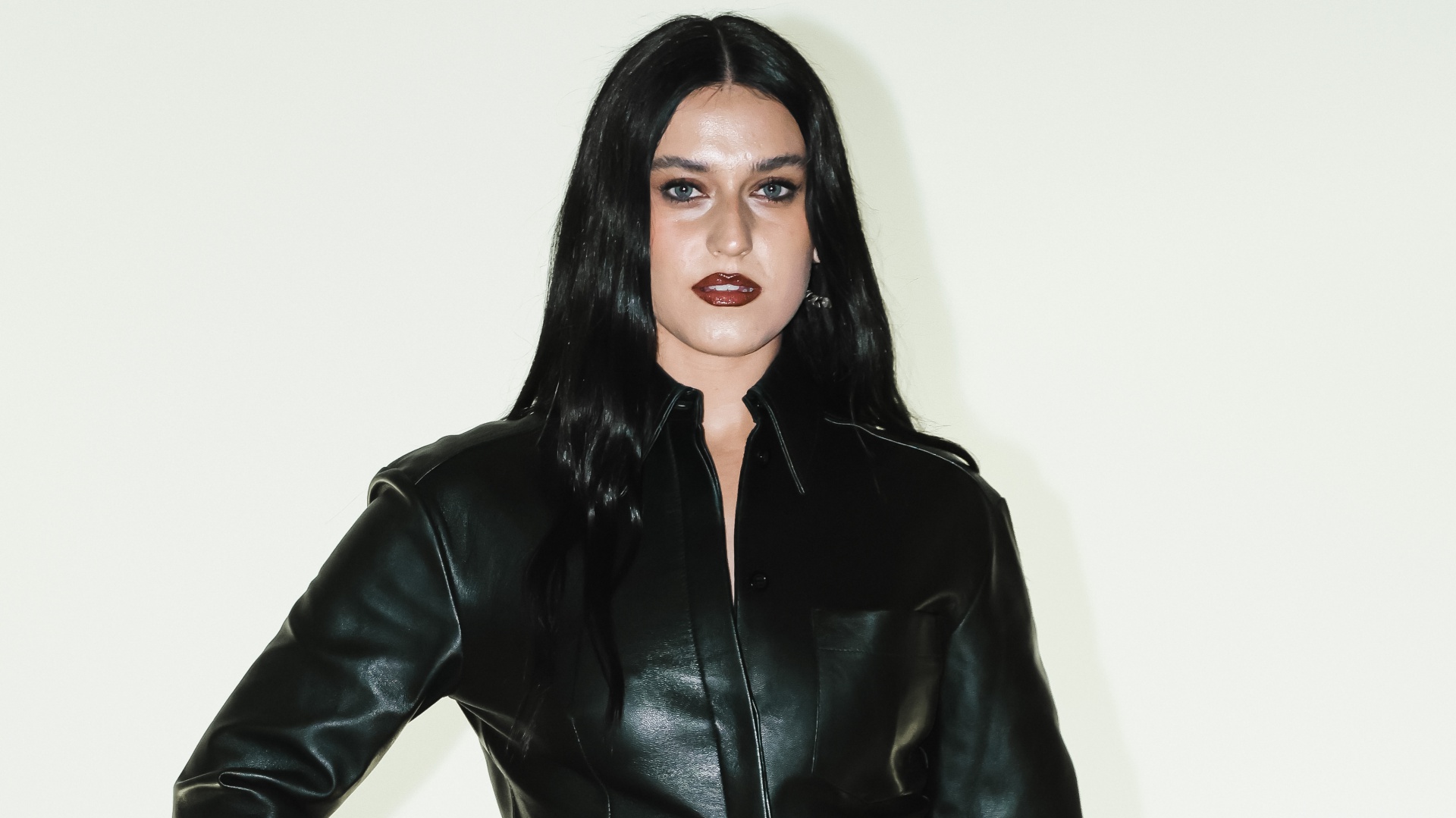 Gaia al Festival di Sanremo presenta "Chiamo io chiami tu" sul palco