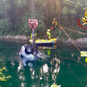  Incidente mortale a Senago. Tre diciassettenni morti, il conducente dell'auto, positivo all'alcoltest è stato arrestato 
