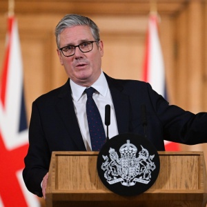 Il premier britannico Starmer prepara la resa, le dimissioni questione di ore Il premier britannico Starmer prepara la resa, le dimissioni questione di ore