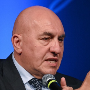 Iran, per Rutte (Nato) 500 voli Usa dall’Italia verso Teheran, ma Crosetto nega: “Messaggio fallace” Iran, per Rutte (Nato) 500 voli Usa dall’Italia verso Teheran, ma Crosetto nega: “Messaggio fallace”