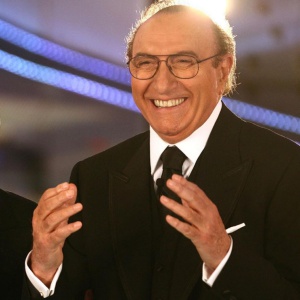 Pippo Baudo avrebbe compiuto 90 anni, ecco l'omaggio della tv italiana Pippo Baudo avrebbe compiuto 90 anni, ecco l'omaggio della tv italiana