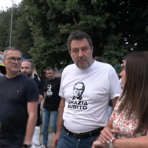 Seconda visita consecutiva di Salvini a Roggero in carcere, a Bollate Seconda visita consecutiva di Salvini a Roggero in carcere, a Bollate