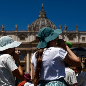 Nuova ondata di caldo: l'Italia torna a "boccheggiare" di nuovo. Ecco quando