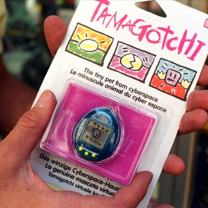 Trent’anni fa la nascita del Tamagotchi, l’evoluzione di un’icona pop