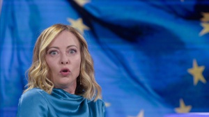  Cecilia Sala, dall'arresto alla libertà. Meloni: “Grande spirito di squadra”. Opposizioni: “Plauso al governo”