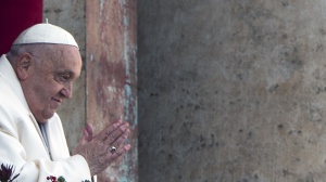 ''Il Santo Padre necessita ancora di terapia medica ospedaliera": le ultimissime sul Papa (in attesa del prossimo bollettino)