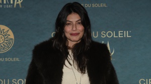 Alessandra Mastronardi criticata sui social perché assente al funerale di Antonello Fassari: "Illazioni cattive contro di me"