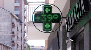 Allerta caldo: bollino rosso in otto città italiane, afa record anche in Europa