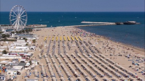 Ambiente: arrivano le Bandiere Blu in 236 località di mare e lago che si aggiudicano il riconoscimento