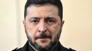 Attacco russo con droni su una stazione ferroviaria in Ucraina,  Zelensky accusa Mosca di colpire intenzionalmente i civili 
