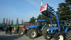 Autostrada A1. Chiuso e poi riaperto il casello di Orte, nella regione Lazio, per la protesta dei trattori 