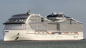 Avaria per una nave da crociera al largo di Ponza, ora il problema è risolto: ripresa la navigazione