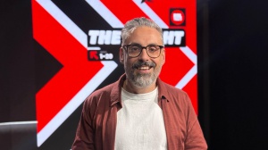 Brunori Sas a RTL 102.5: “I live con l’orchestra mi stimolano molto, perché è una cosa che ho sempre sognato. Nel tour estivo riproporremo la formazione dei palazzetti, ma sarà uno spettacolo diverso”