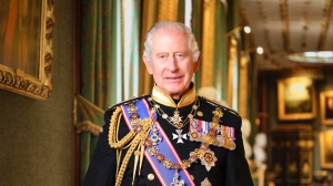 Re Carlo III ricoverato a Londra. La visita alla principessa Kate prima dell'intervento