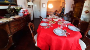  Cenone e pranzo di Natale: a tavola non si risparmia, 3 miliardi e mezzo la spesa stimata, in crescita rispetto all'anno scorso