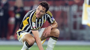 Chiesa lascia la Juve e passa al Liverpool: "Grazie ai tifosi bianconeri per l'affetto di questi anni"