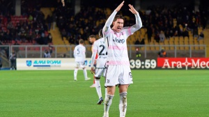 Chiesa più Vlahovic, la Juve si rialza in Coppa Italia. Allegri si prende la rivincita con Tudor e 'vede' la finalissima