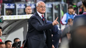 Claudio Ranieri in conferenza stampa da allenatore della Roma: "Clausola nel contratto di Dybala? È la prima cosa che ho chiesto alla società"