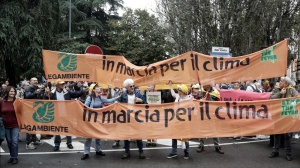 Clima: nel 2024 Italia in bilico tra la grande sete e i nubifragi, cosa dice il rapporto Legambiente