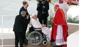 Domenica delle Palme, nuova sorpresa di Papa Francesco in Piazza San Pietro. Oltre ventimila i fedeli presenti