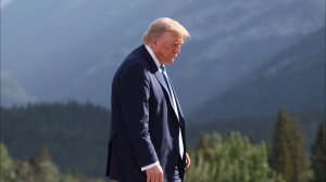 Donald Trump: l'Iran deve arrendersi, mi ha chiesto di venire alla Casa Bianca per negoziare. La replica 'Falso, è un guerrafondaio'