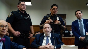 E' entrato nel vivo a New York il nuovo processo a Harvey Weinstein
